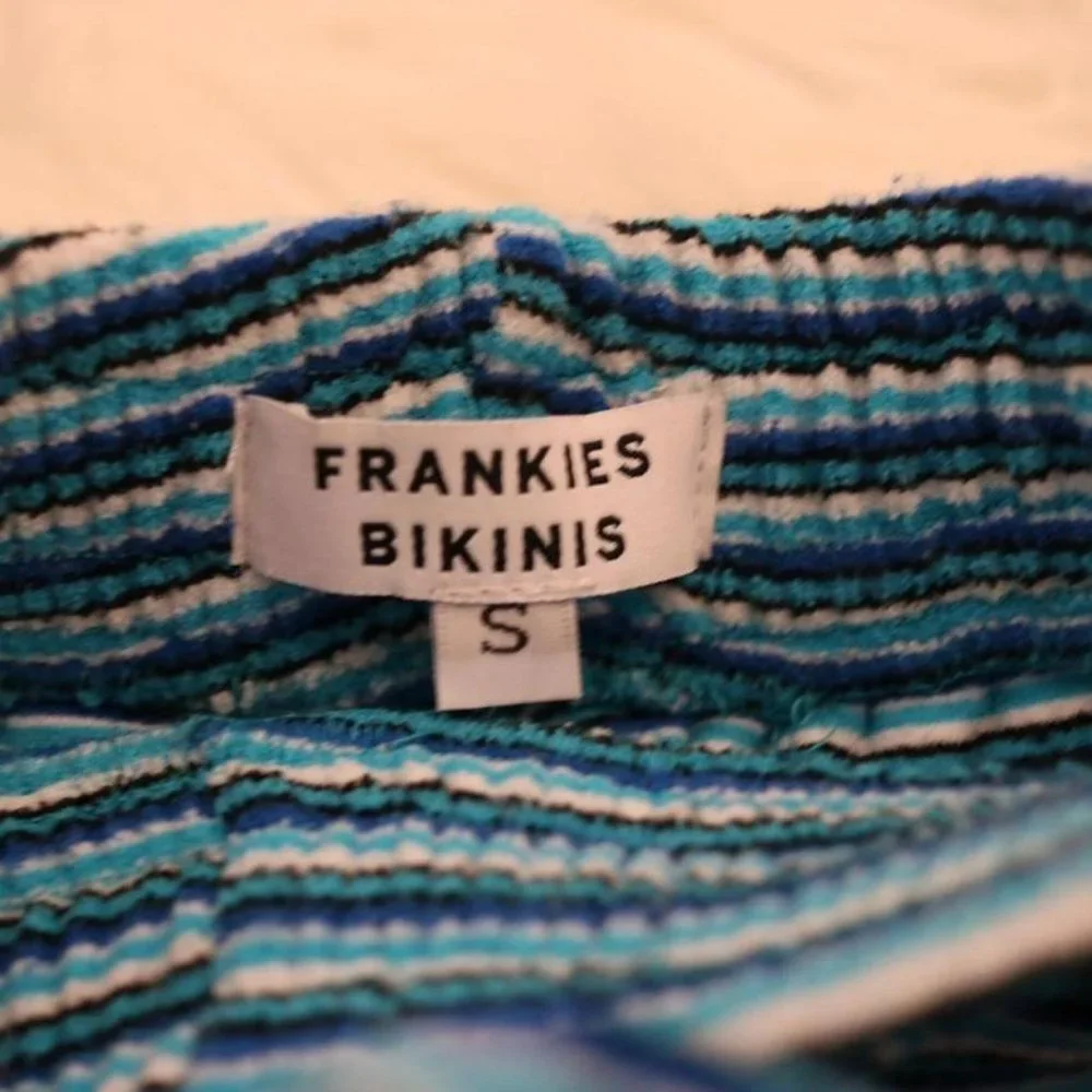 Frankie's Bikinis flared striped beach pants - Picture 4 of 4